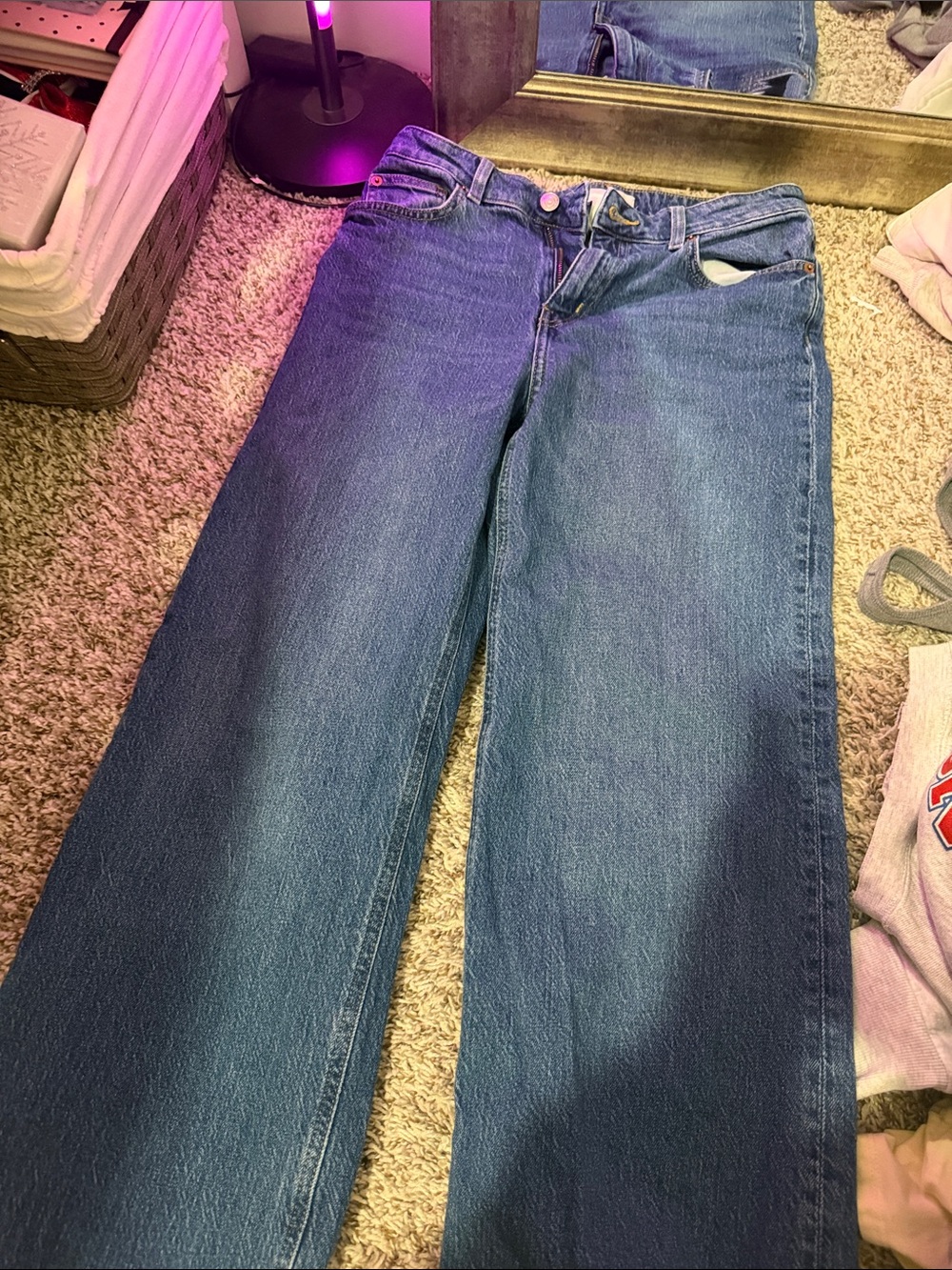 H&M Women's Wide-Leg Jeans in Medium Blue Wash